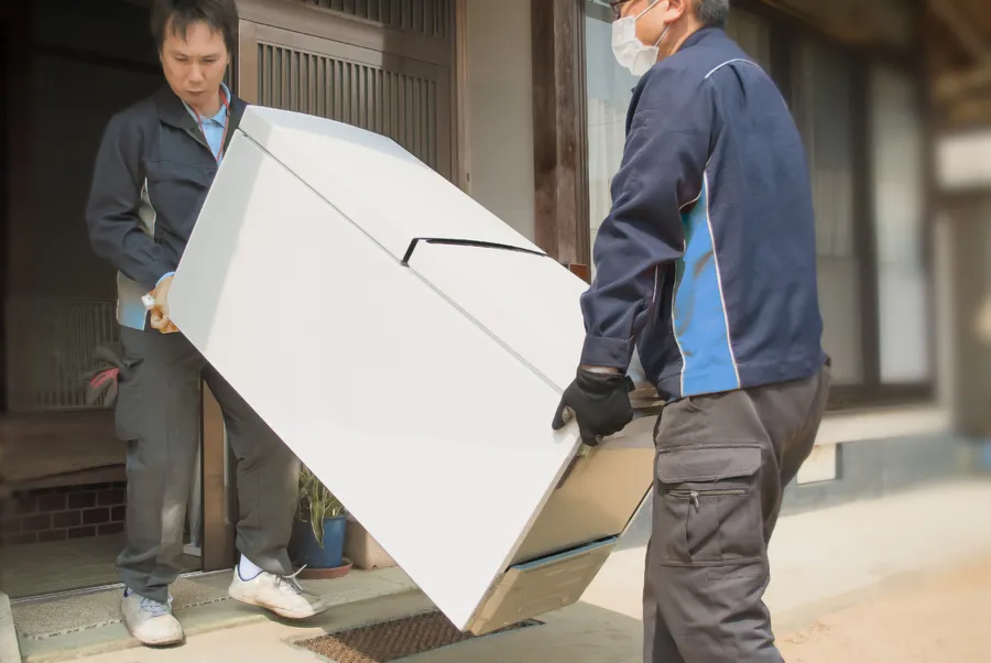 How Appliance Disposal Services Contribute To Efficient Recycling in Bronson, FL